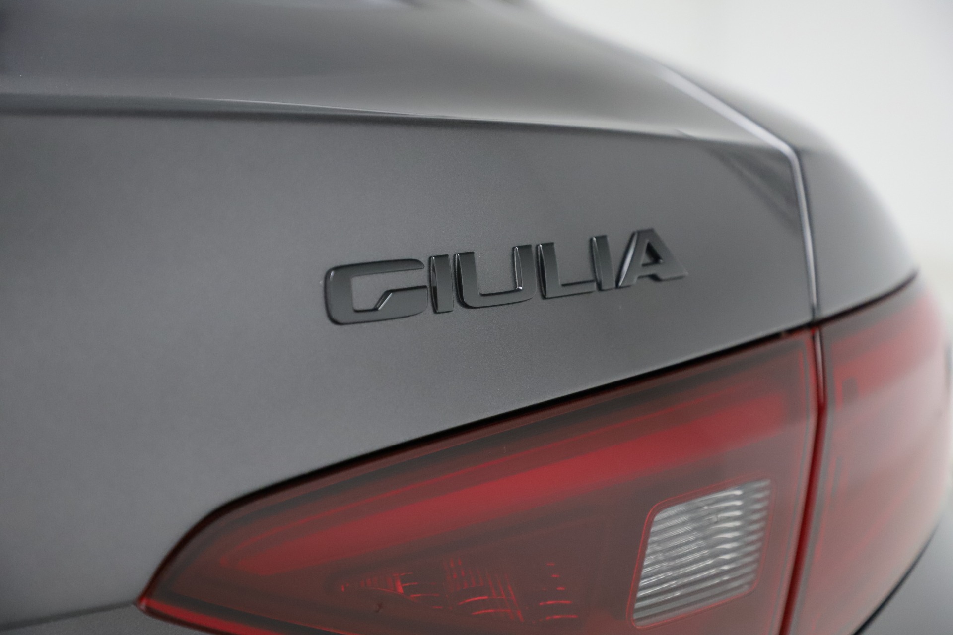 New-2020-Alfa-Romeo-Giulia-Ti-Sport-Q4