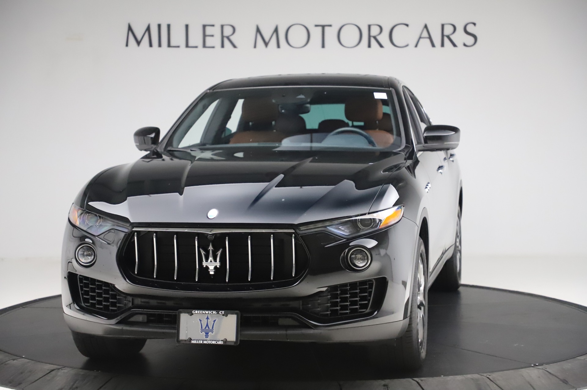 Used-2017-Maserati-Levante-Q4