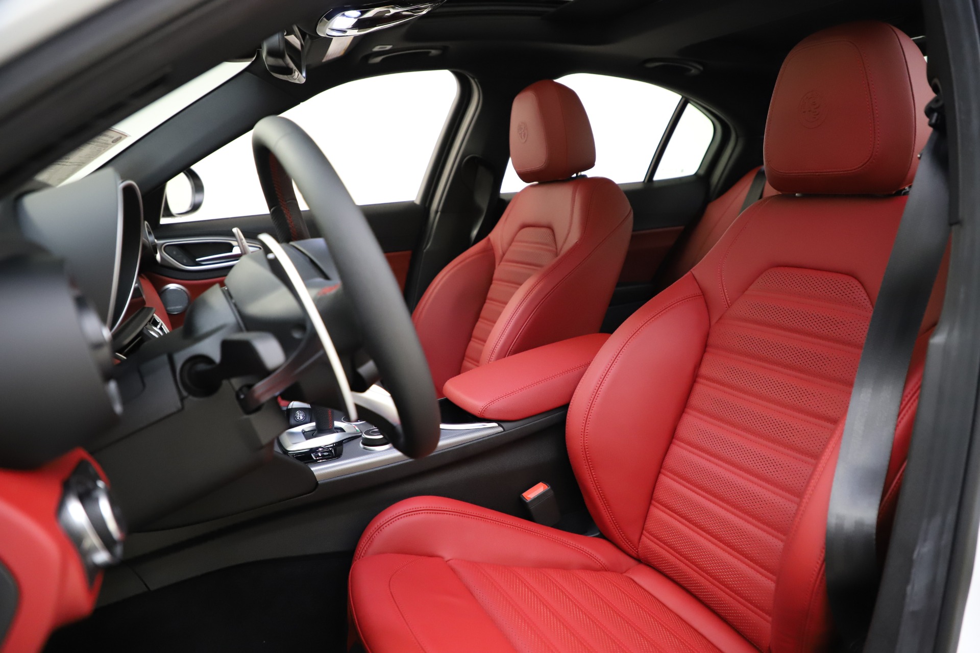 New-2020-Alfa-Romeo-Giulia-Ti-Sport-Q4