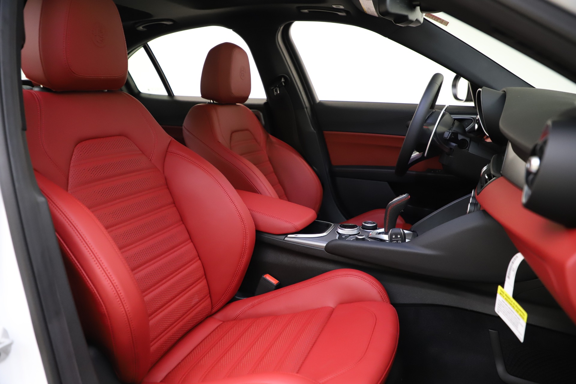 New-2020-Alfa-Romeo-Giulia-Ti-Sport-Q4