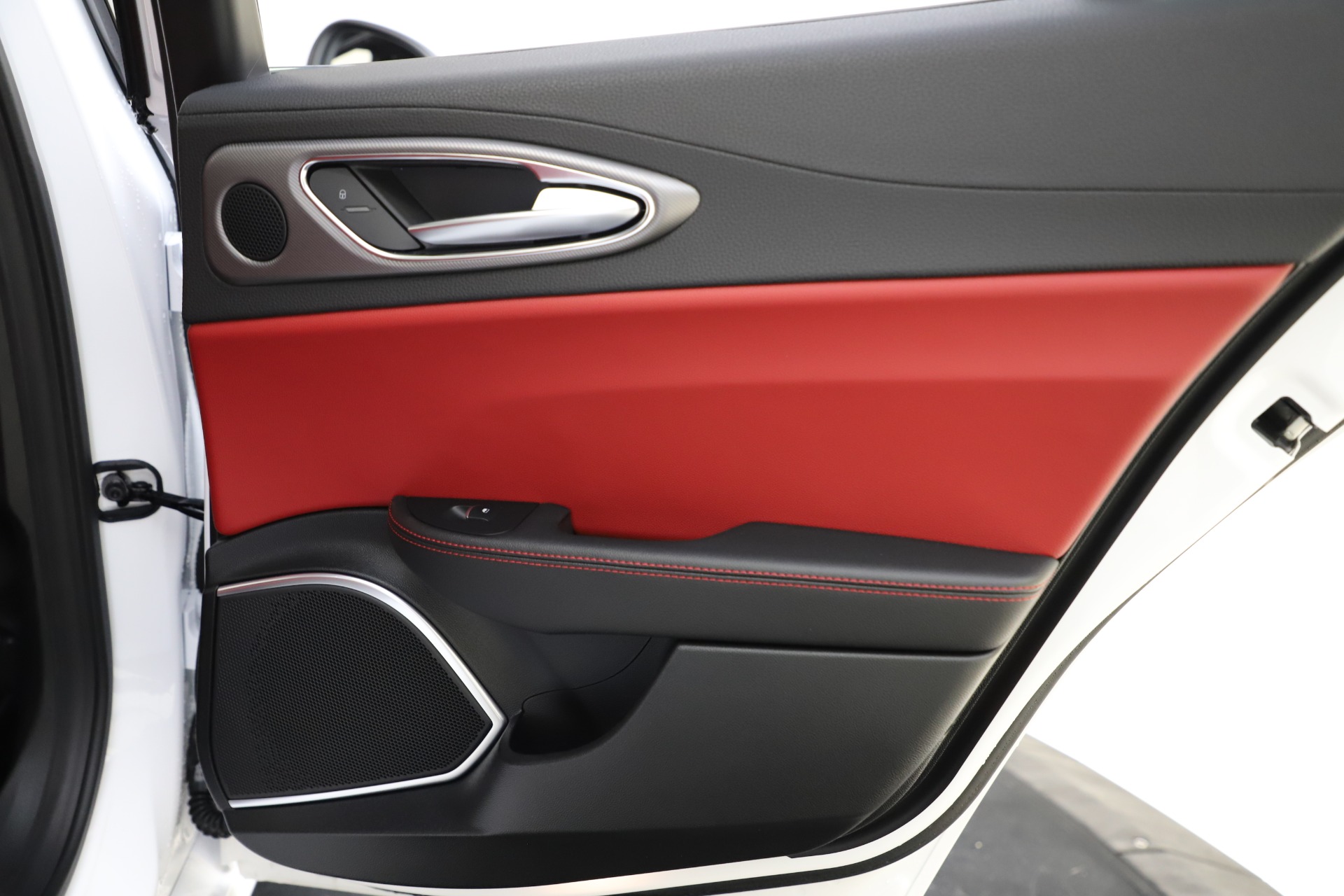 New-2020-Alfa-Romeo-Giulia-Ti-Sport-Q4