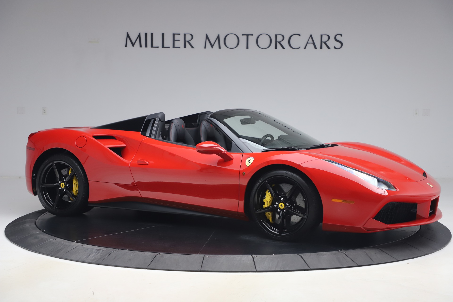 Used-2018-Ferrari-488-Spider
