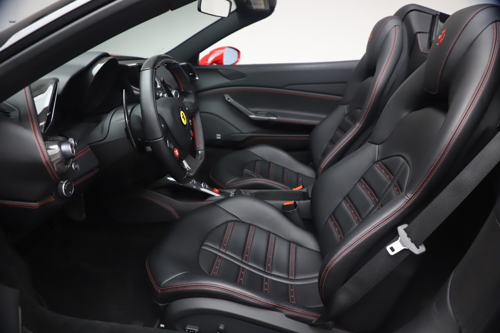 Used-2018-Ferrari-488-Spider