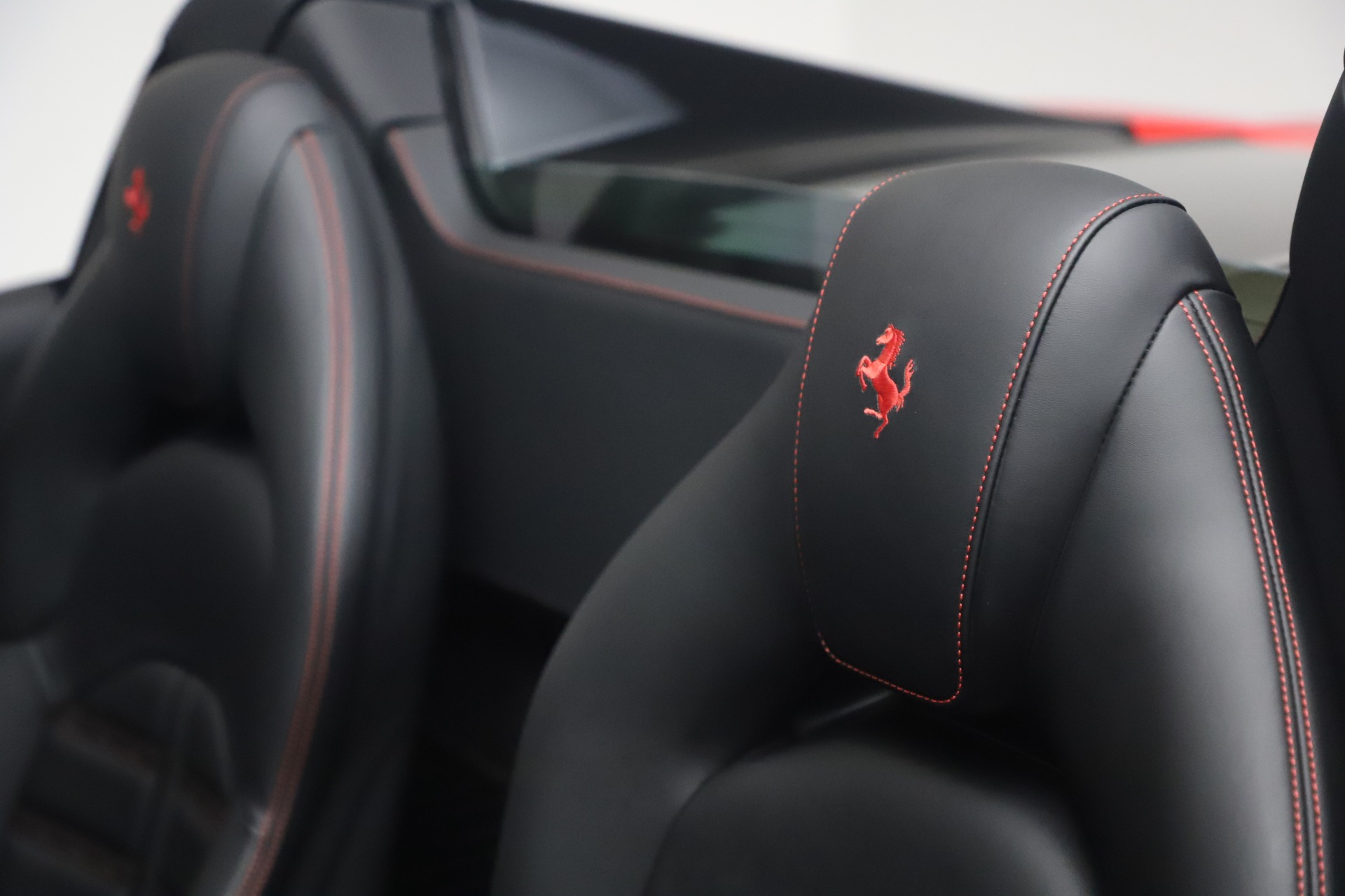 Used-2018-Ferrari-488-Spider