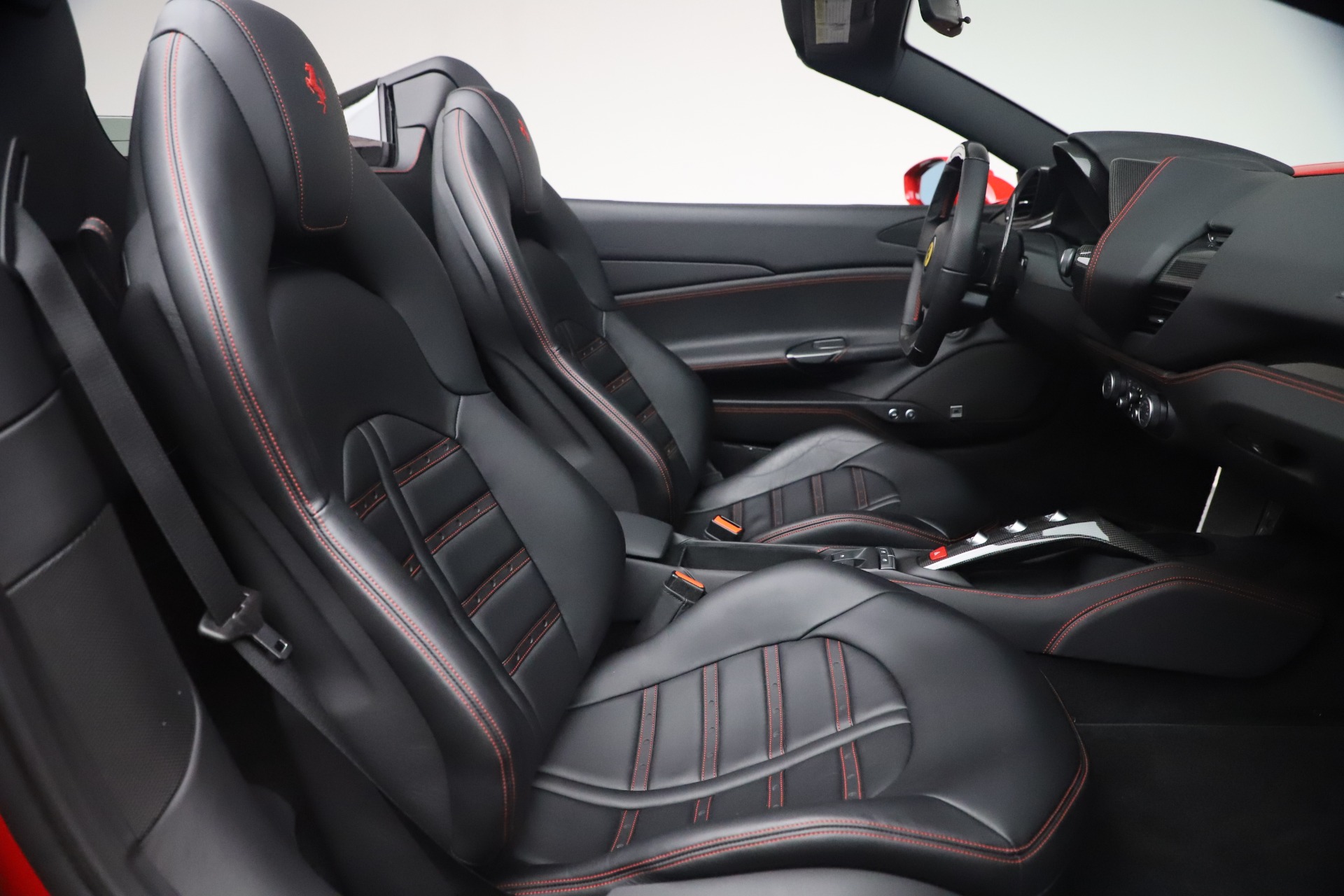 Used-2018-Ferrari-488-Spider