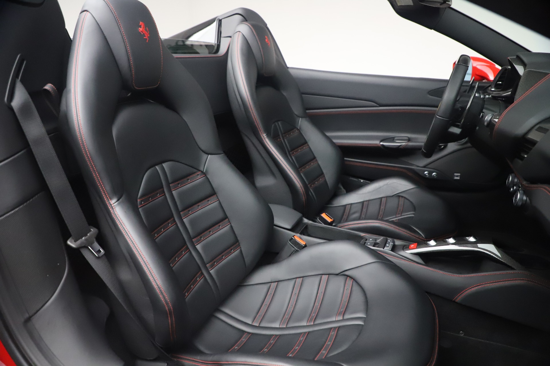 Used-2018-Ferrari-488-Spider