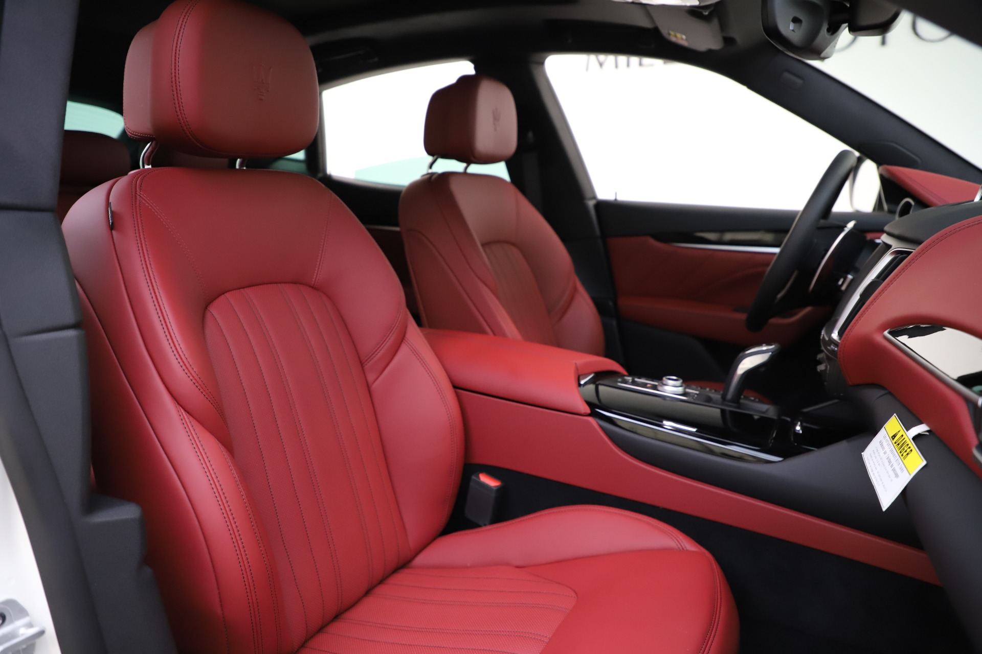 New-2020-Maserati-Levante-Q4