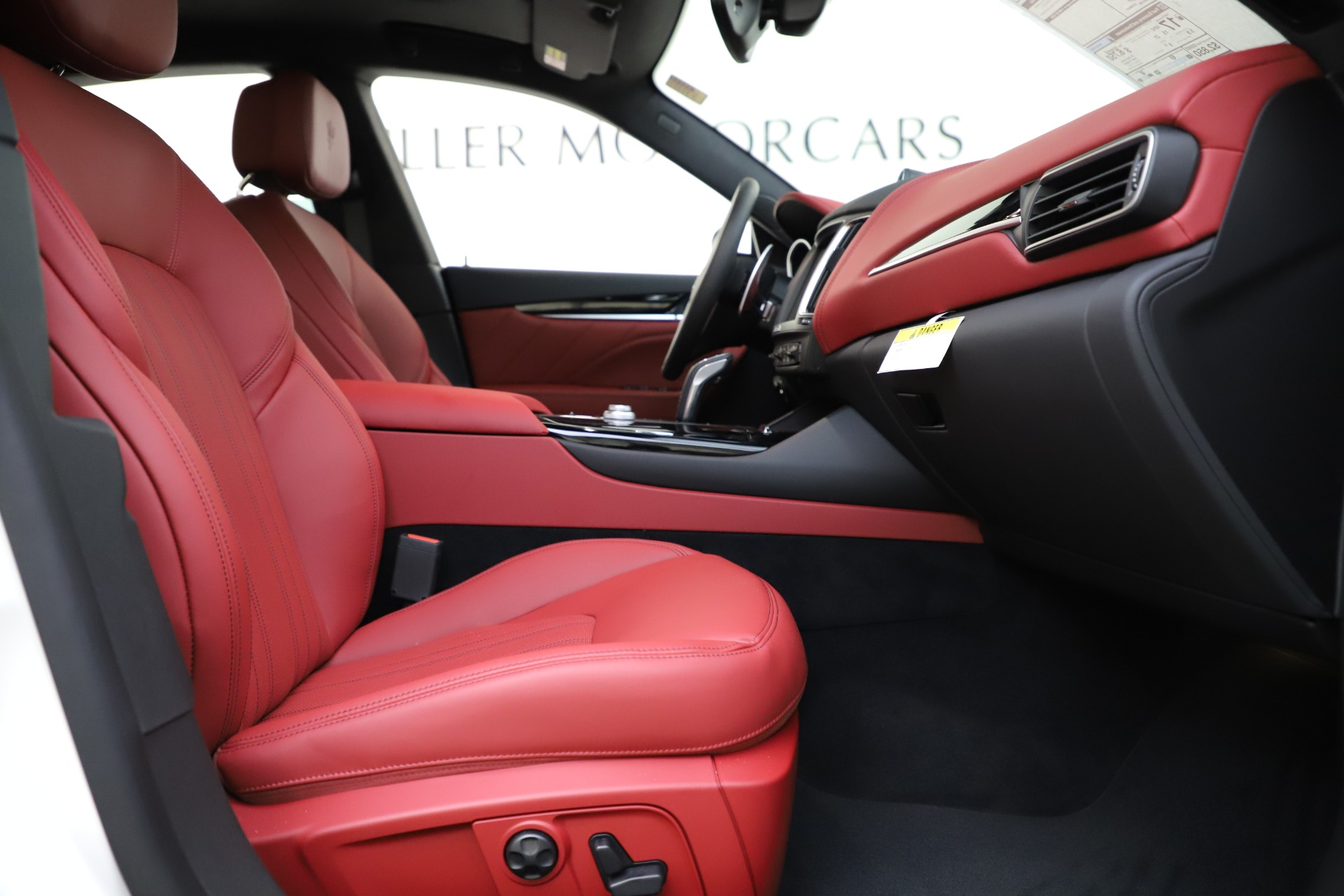 New-2020-Maserati-Levante-Q4