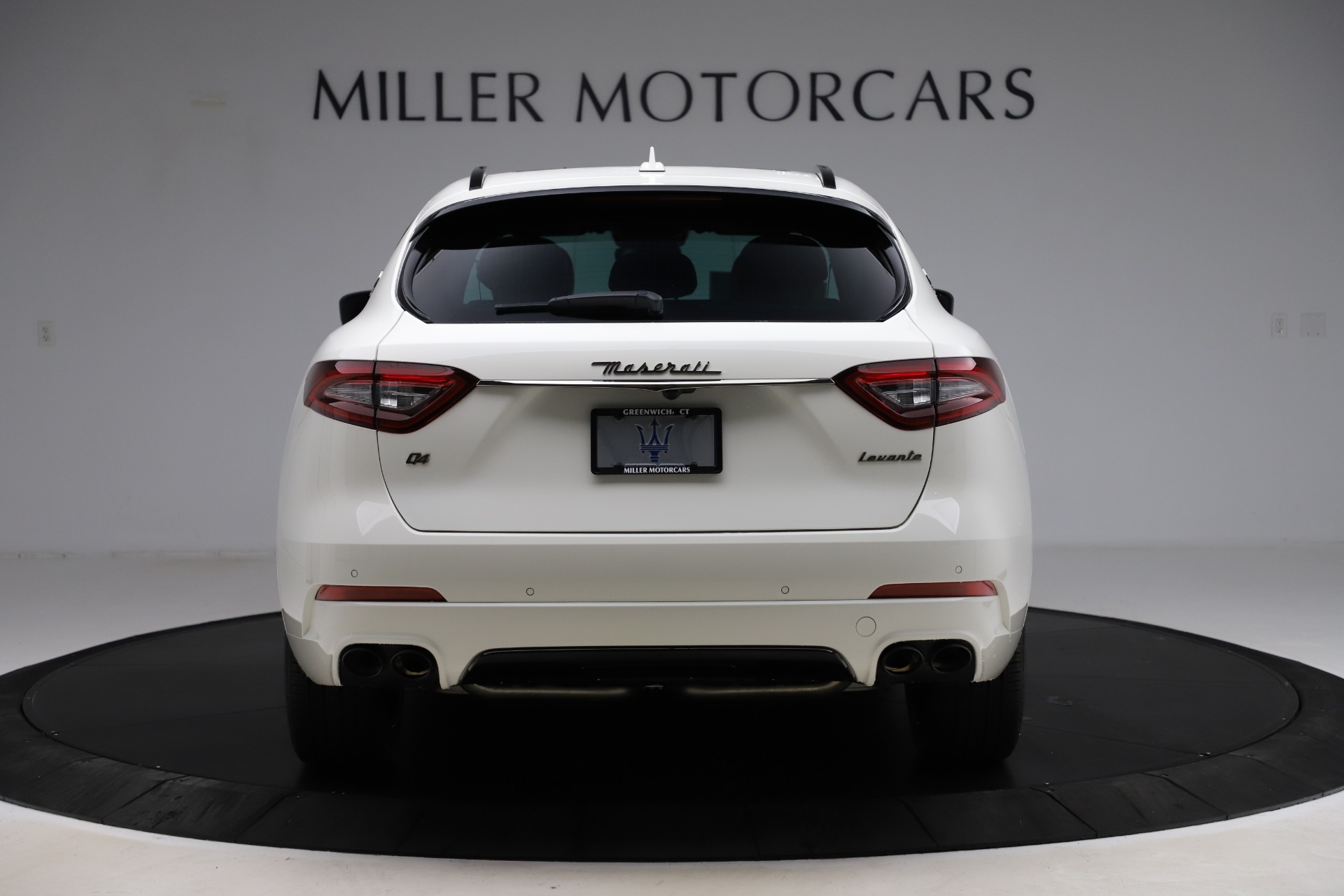 New-2020-Maserati-Levante-Q4