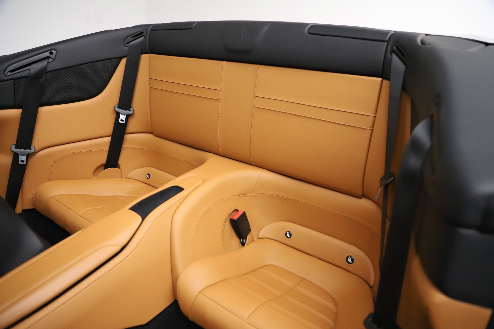 Used-2016-Ferrari-California-T