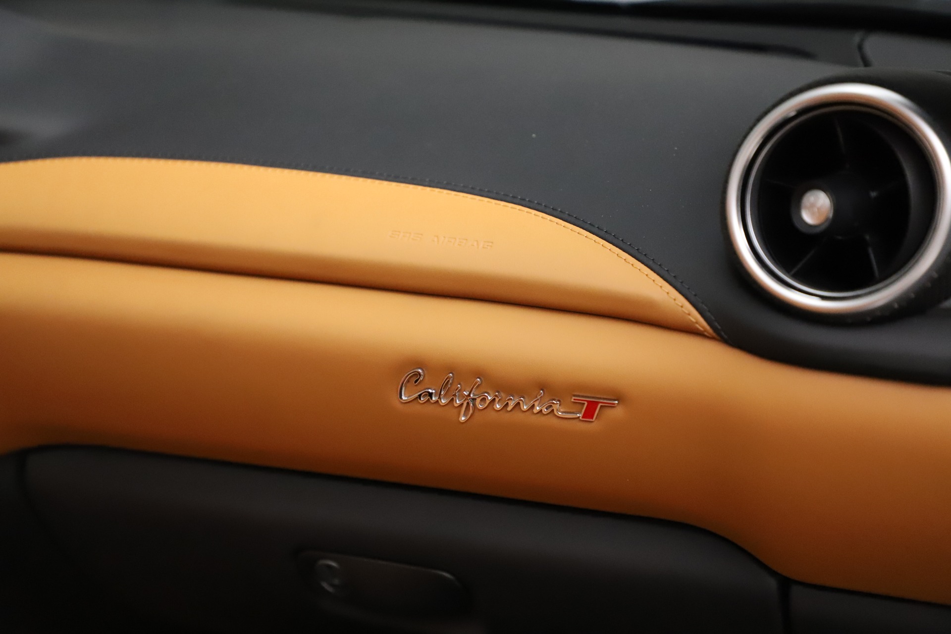 Used-2016-Ferrari-California-T