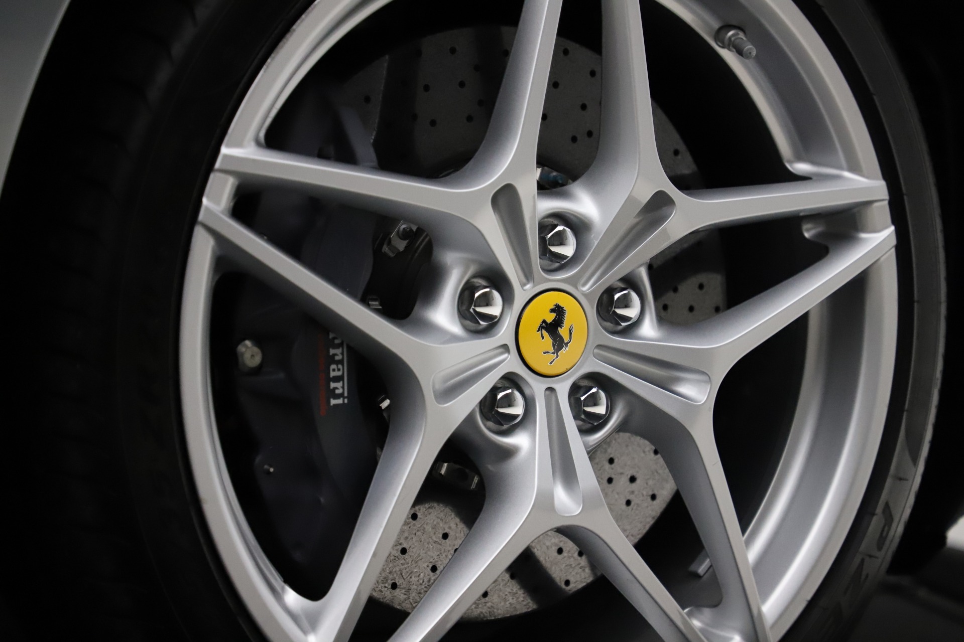 Used-2016-Ferrari-California-T