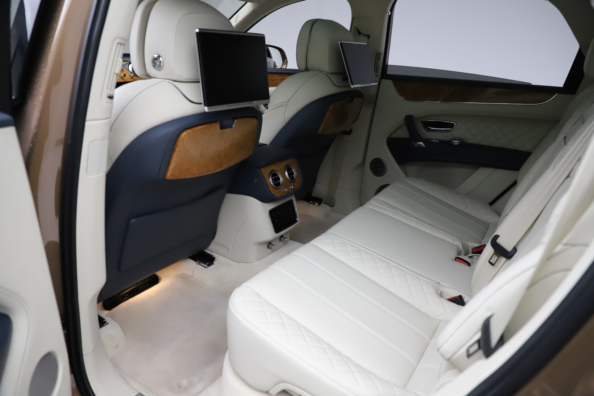 Used-2017-Bentley-Bentayga-W12