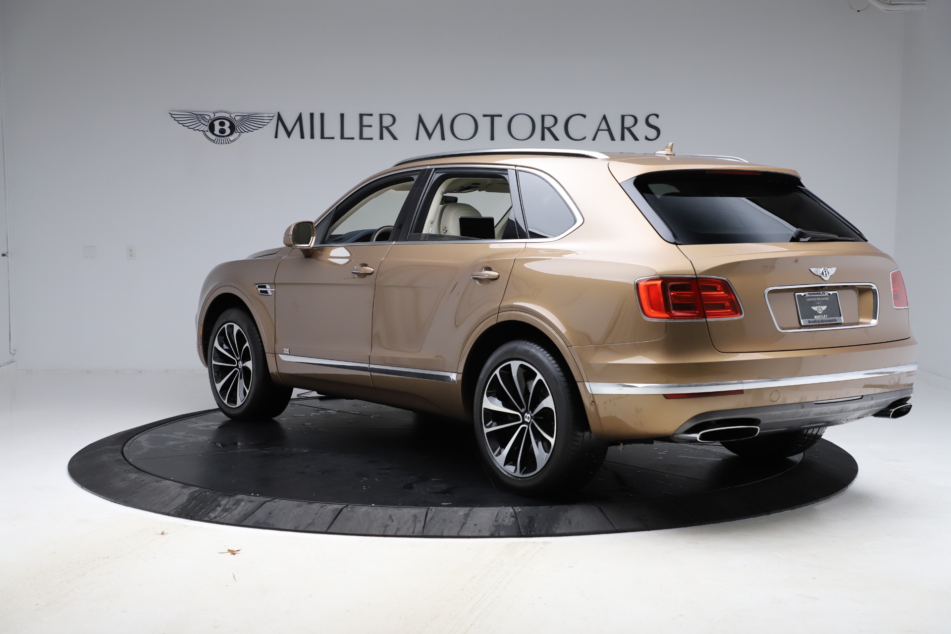 Used-2017-Bentley-Bentayga-W12