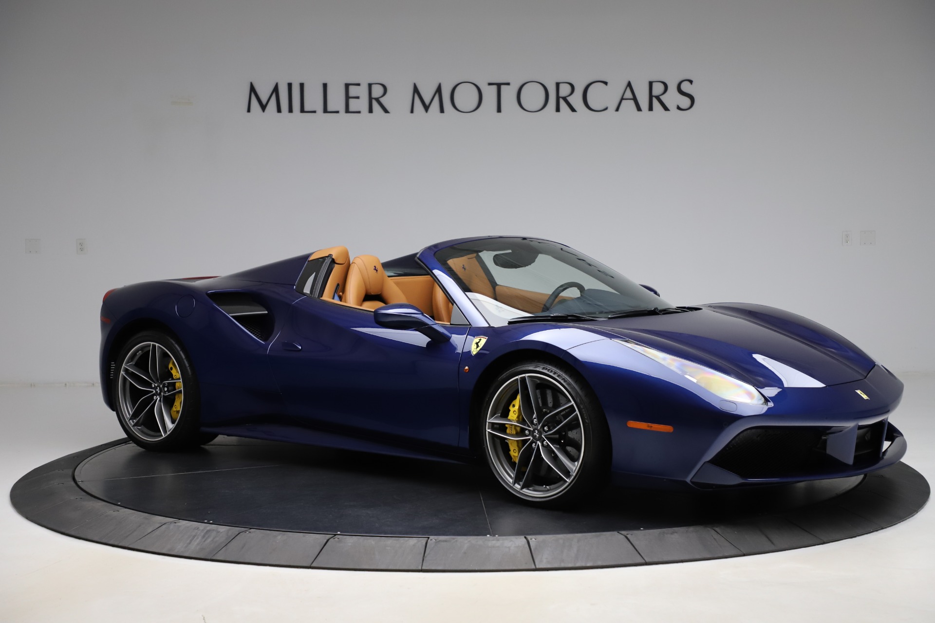 Used-2018-Ferrari-488-Spider