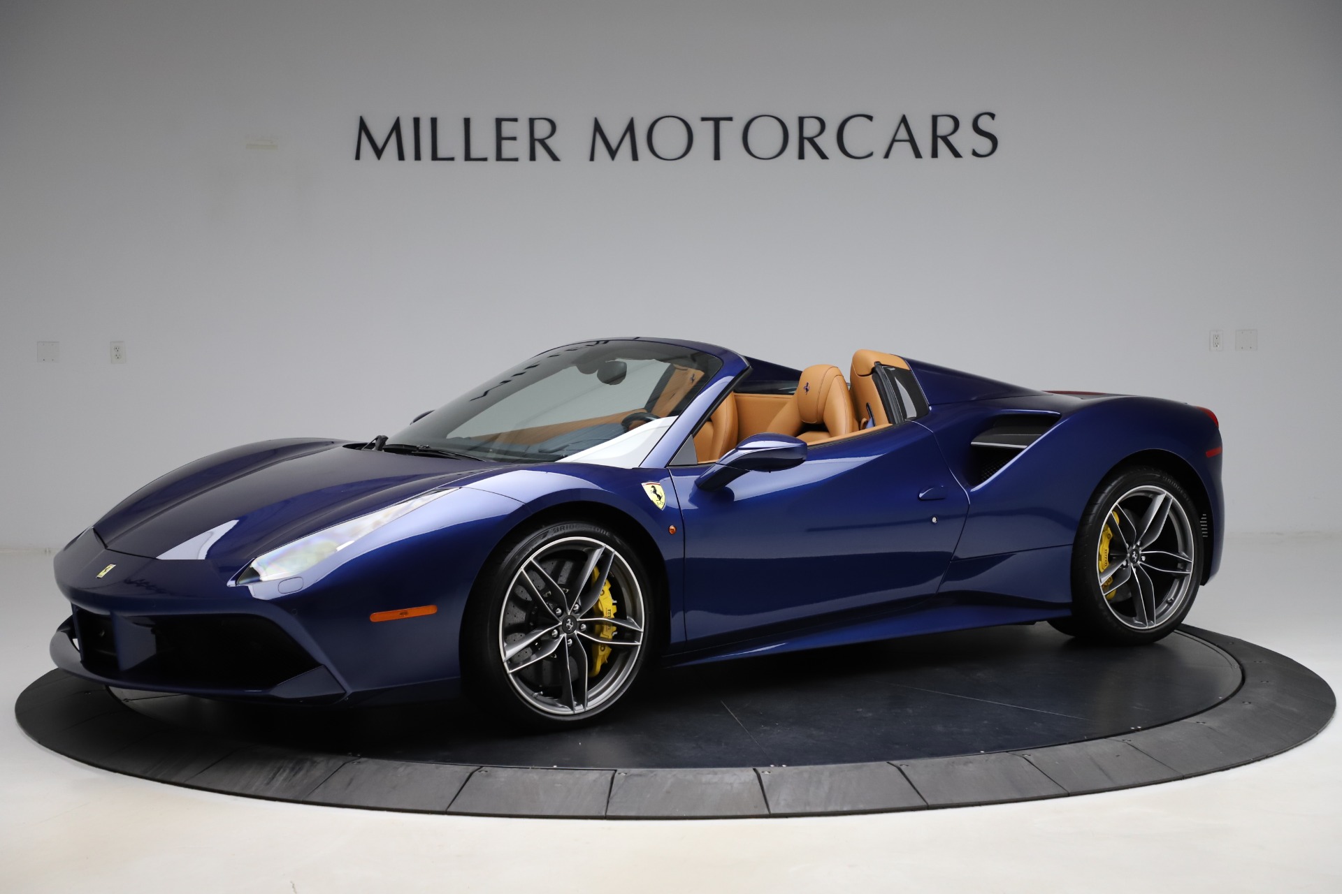 Used-2018-Ferrari-488-Spider