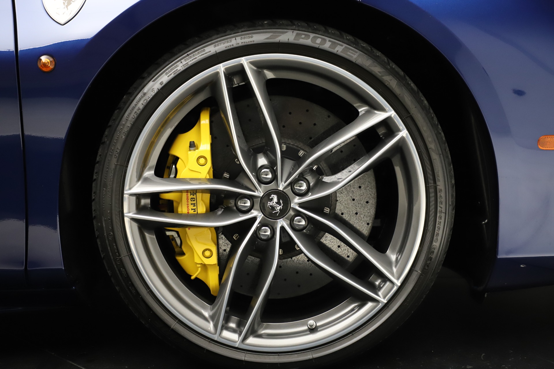 Used-2018-Ferrari-488-Spider