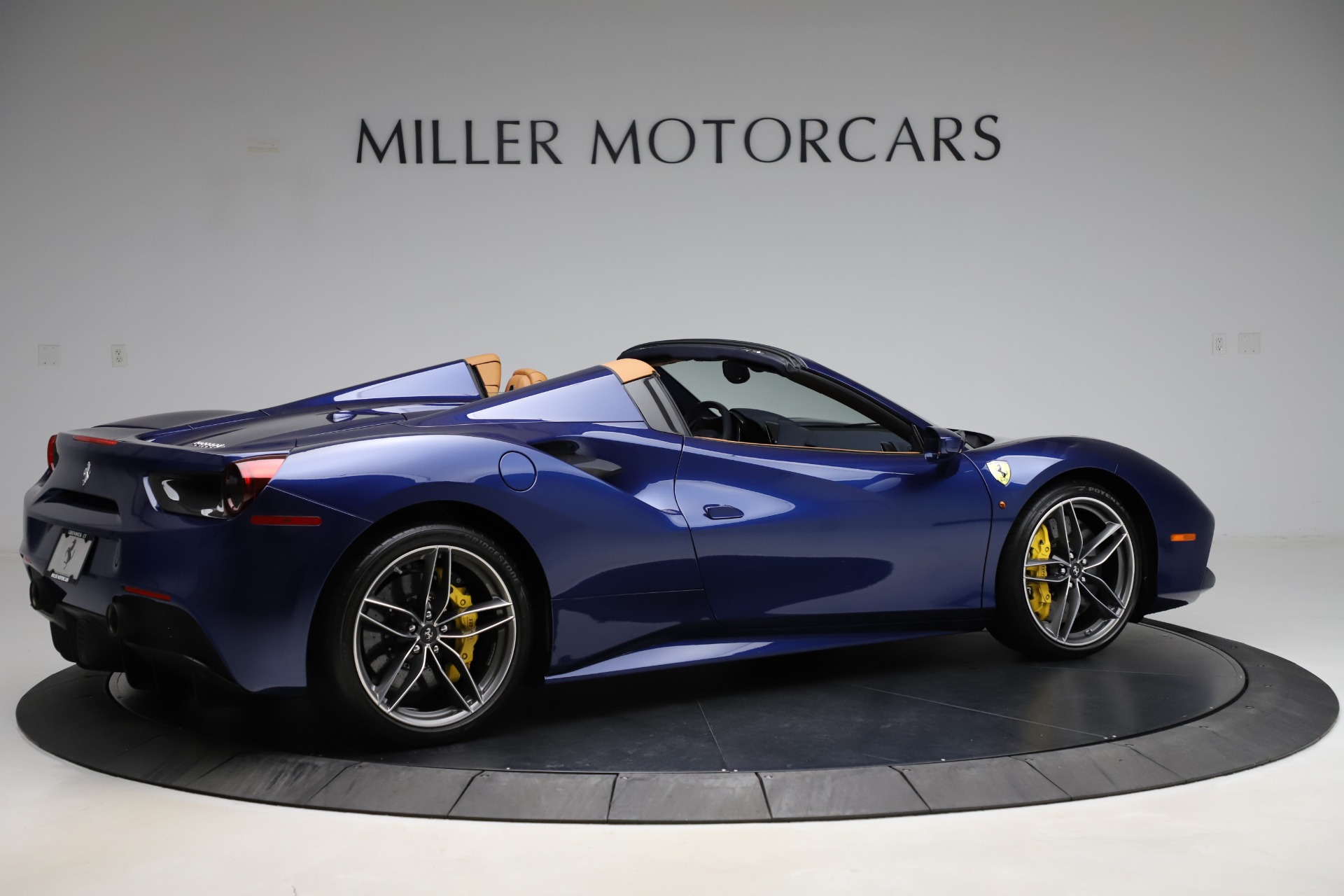 Used-2018-Ferrari-488-Spider