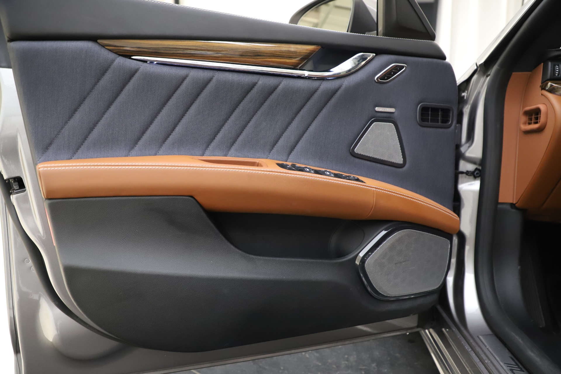 Used-2017-Maserati-Quattroporte-S-Q4-GranLusso