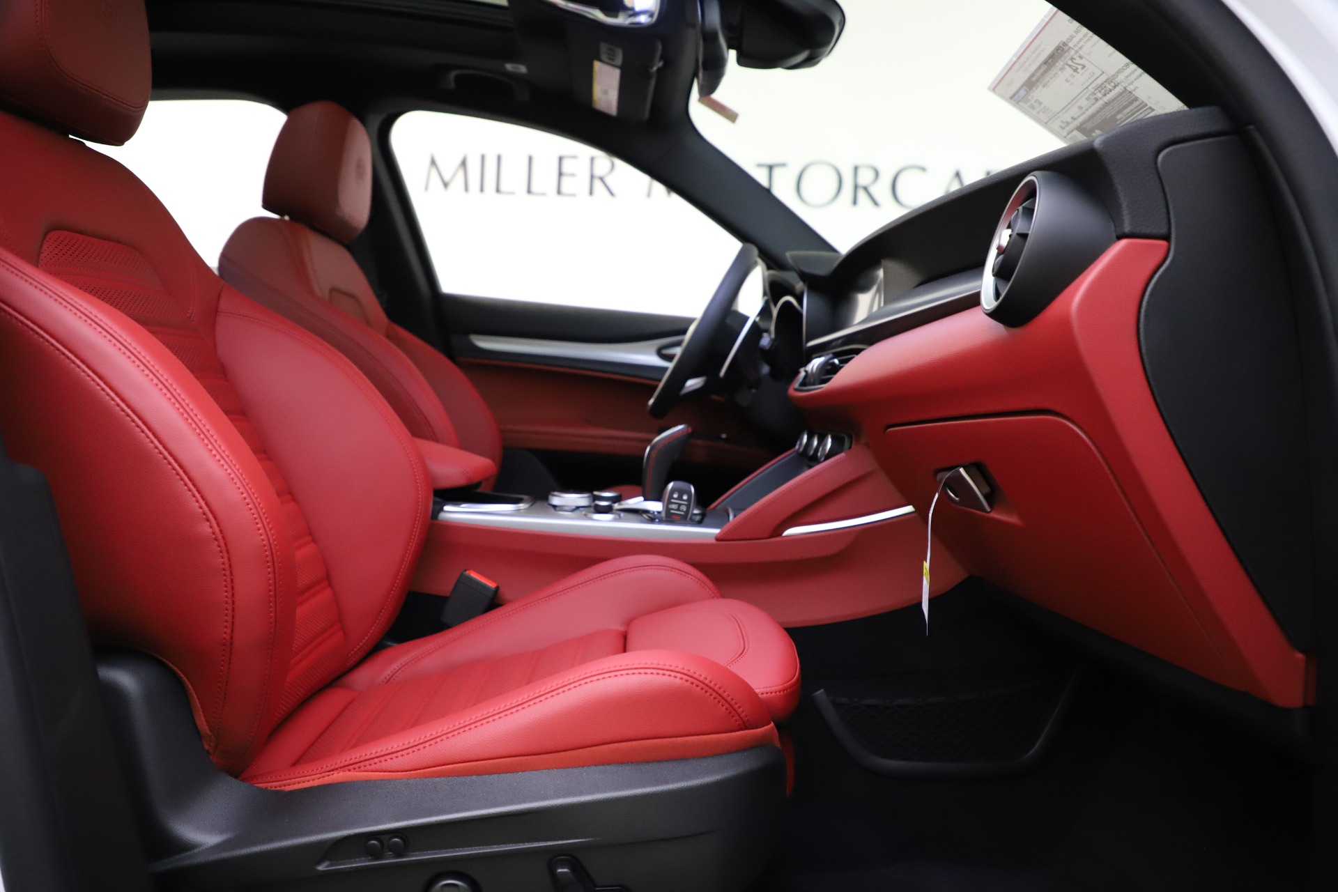 New-2020-Alfa-Romeo-Stelvio-Ti-Sport-Q4