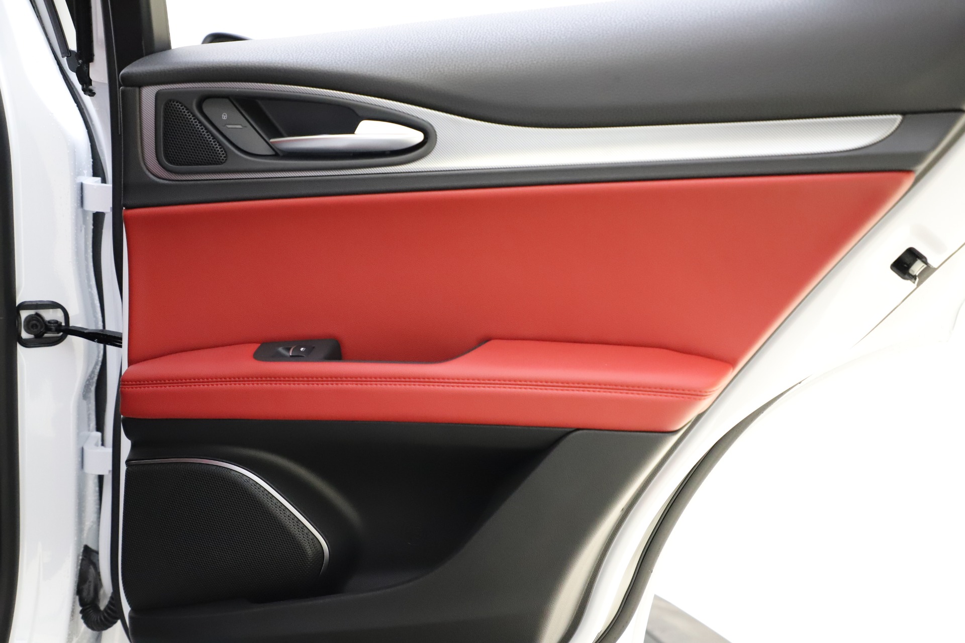 New-2020-Alfa-Romeo-Stelvio-Ti-Sport-Q4