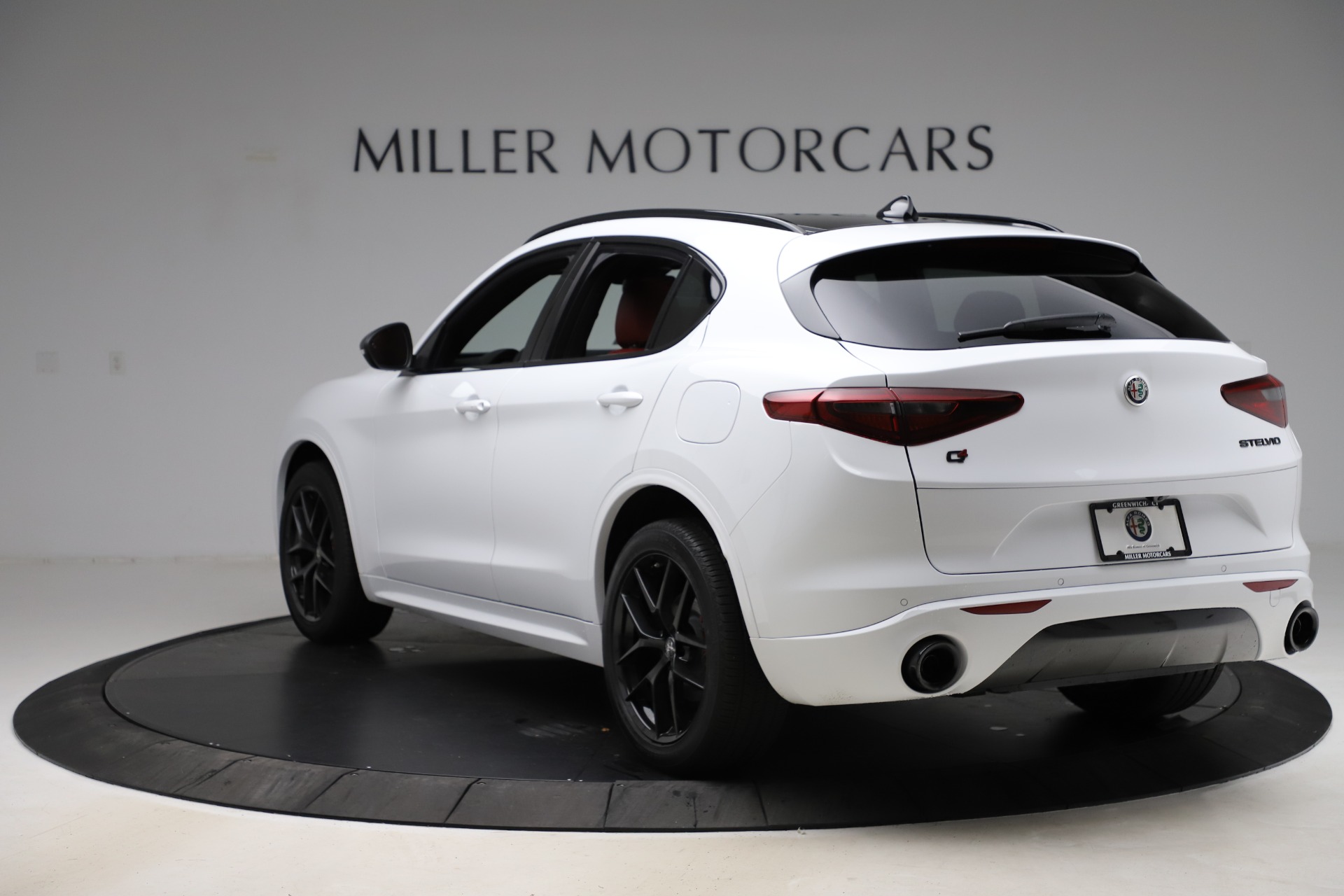 New-2020-Alfa-Romeo-Stelvio-Ti-Sport-Q4