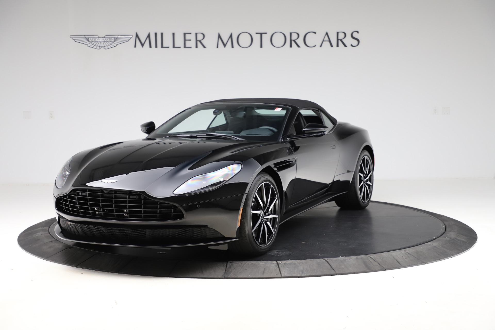 New-2021-Aston-Martin-DB11-Volante