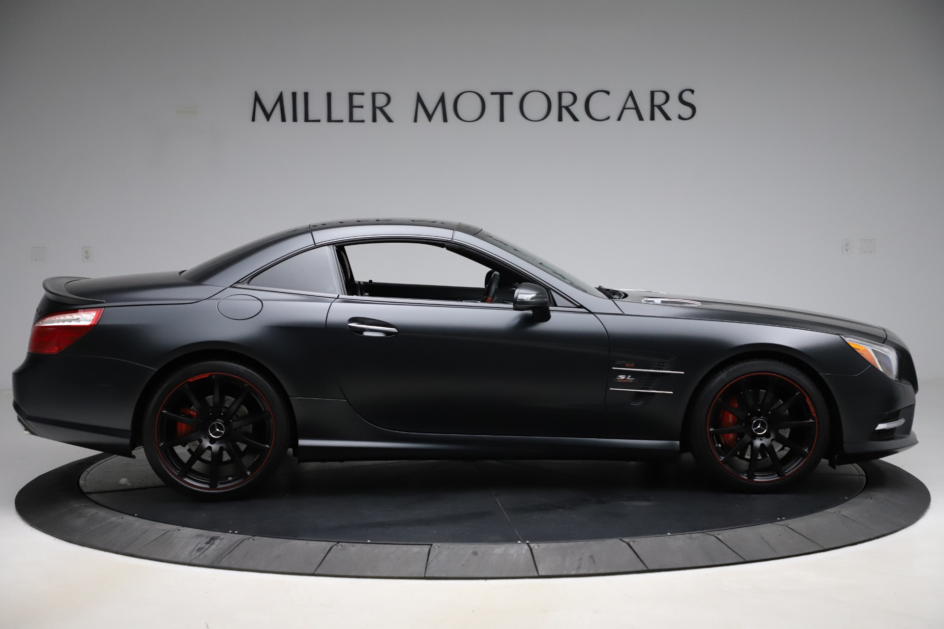 Used-2016-Mercedes-Benz-SL-Class-SL-550