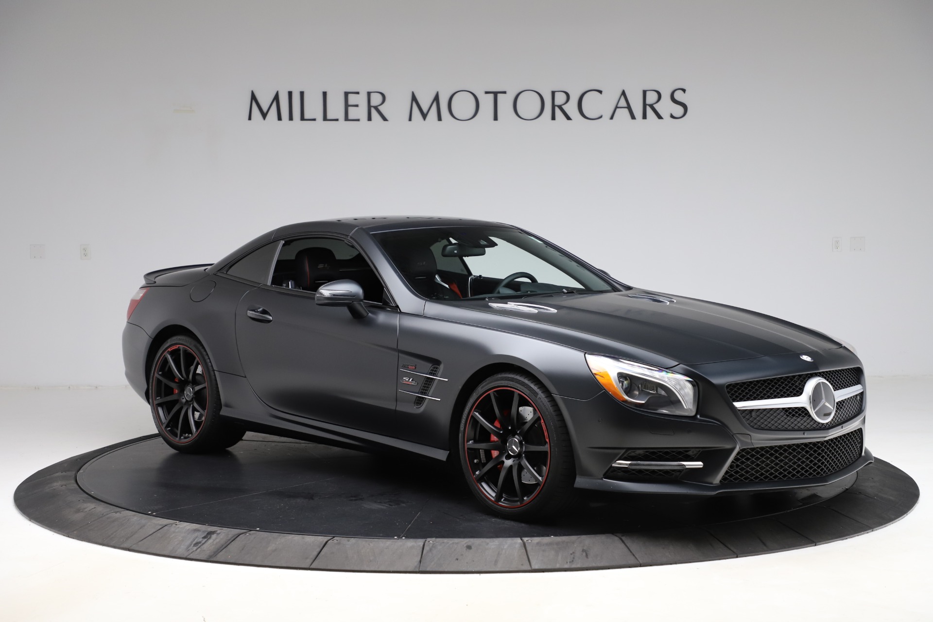 Used-2016-Mercedes-Benz-SL-Class-SL-550