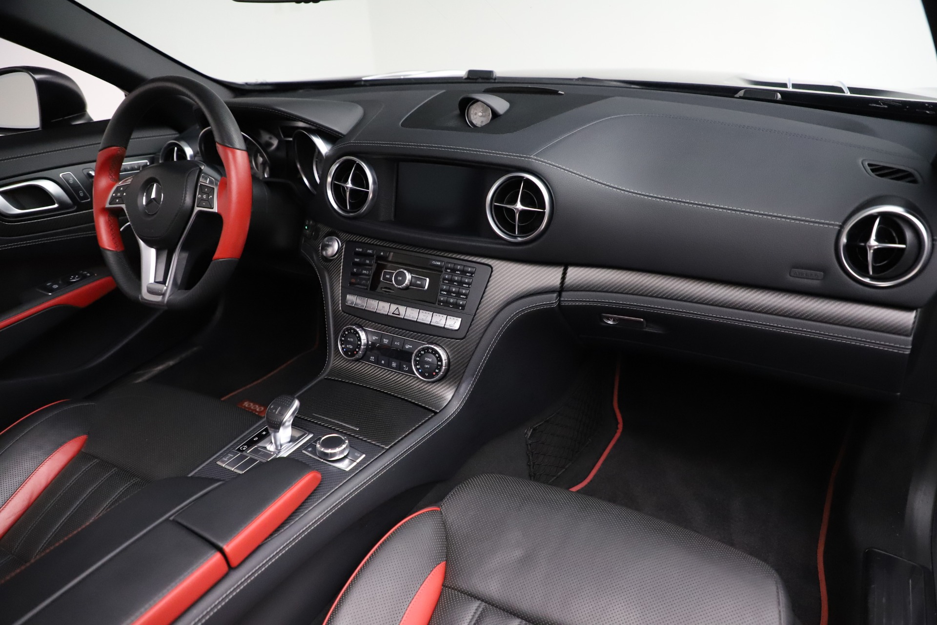 Used-2016-Mercedes-Benz-SL-Class-SL-550