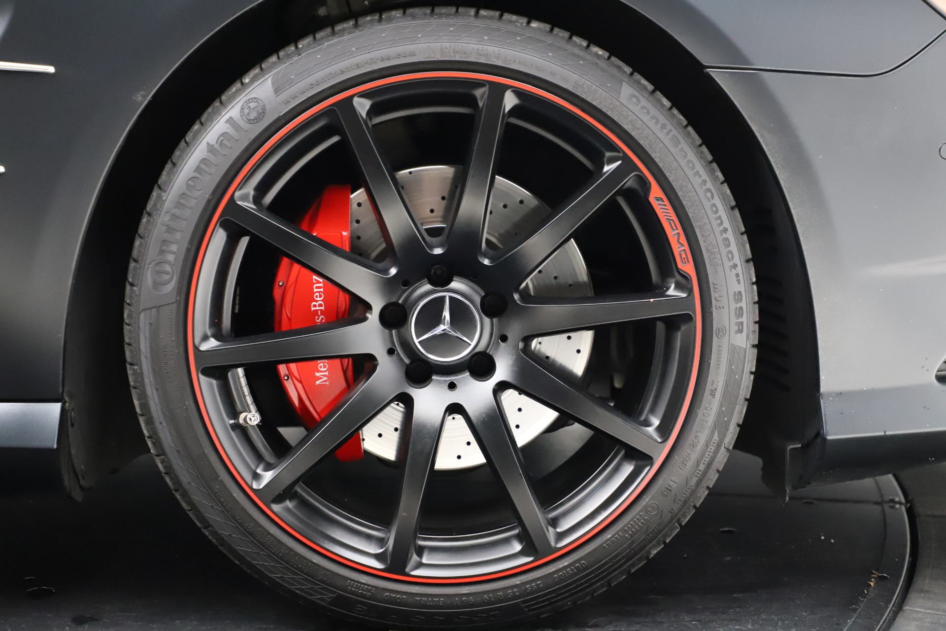 Used-2016-Mercedes-Benz-SL-Class-SL-550