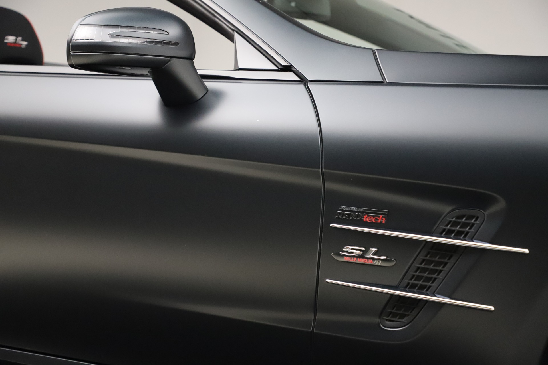 Used-2016-Mercedes-Benz-SL-Class-SL-550