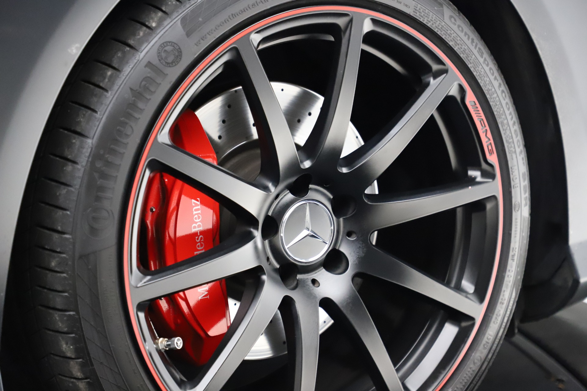 Used-2016-Mercedes-Benz-SL-Class-SL-550