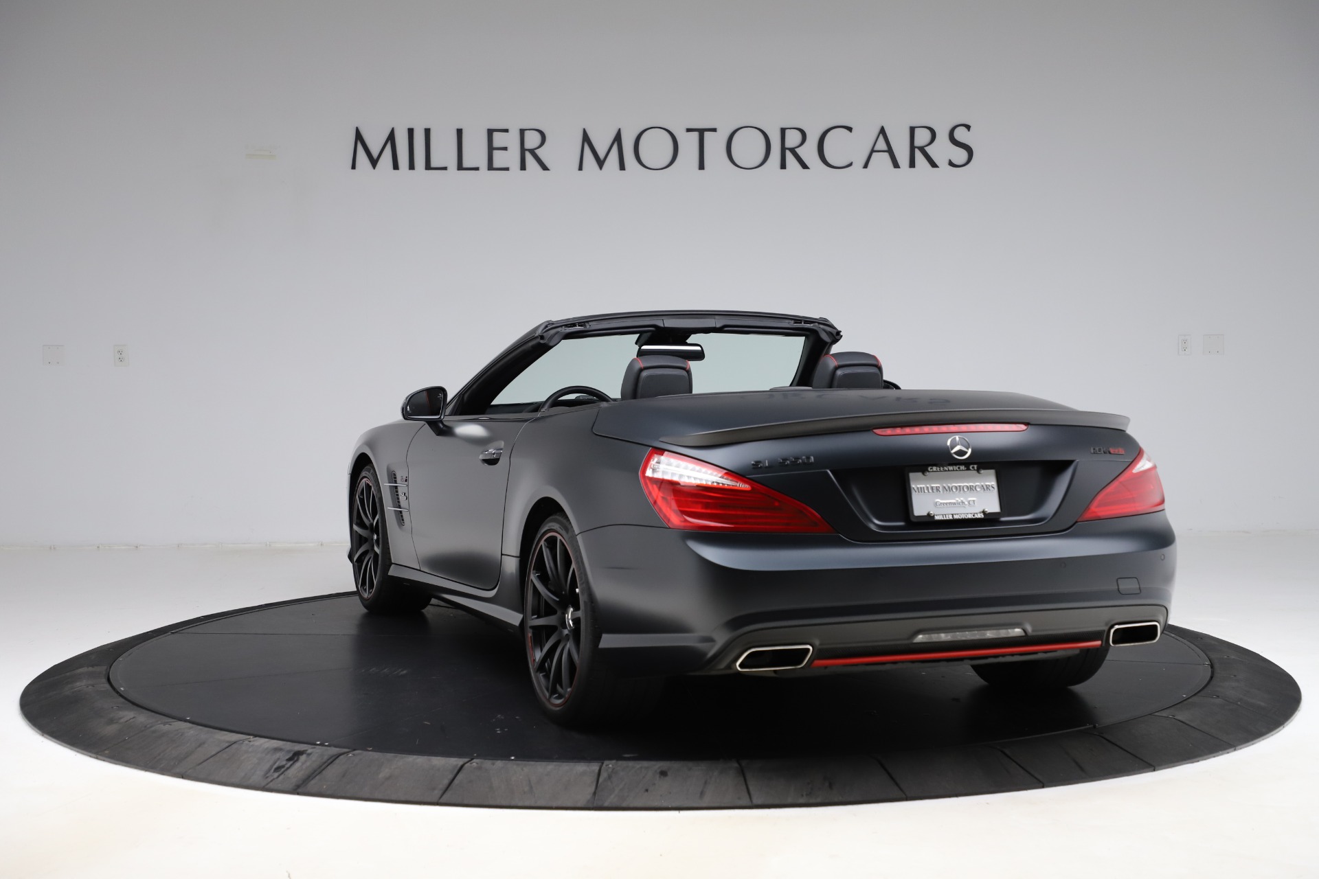 Used-2016-Mercedes-Benz-SL-Class-SL-550