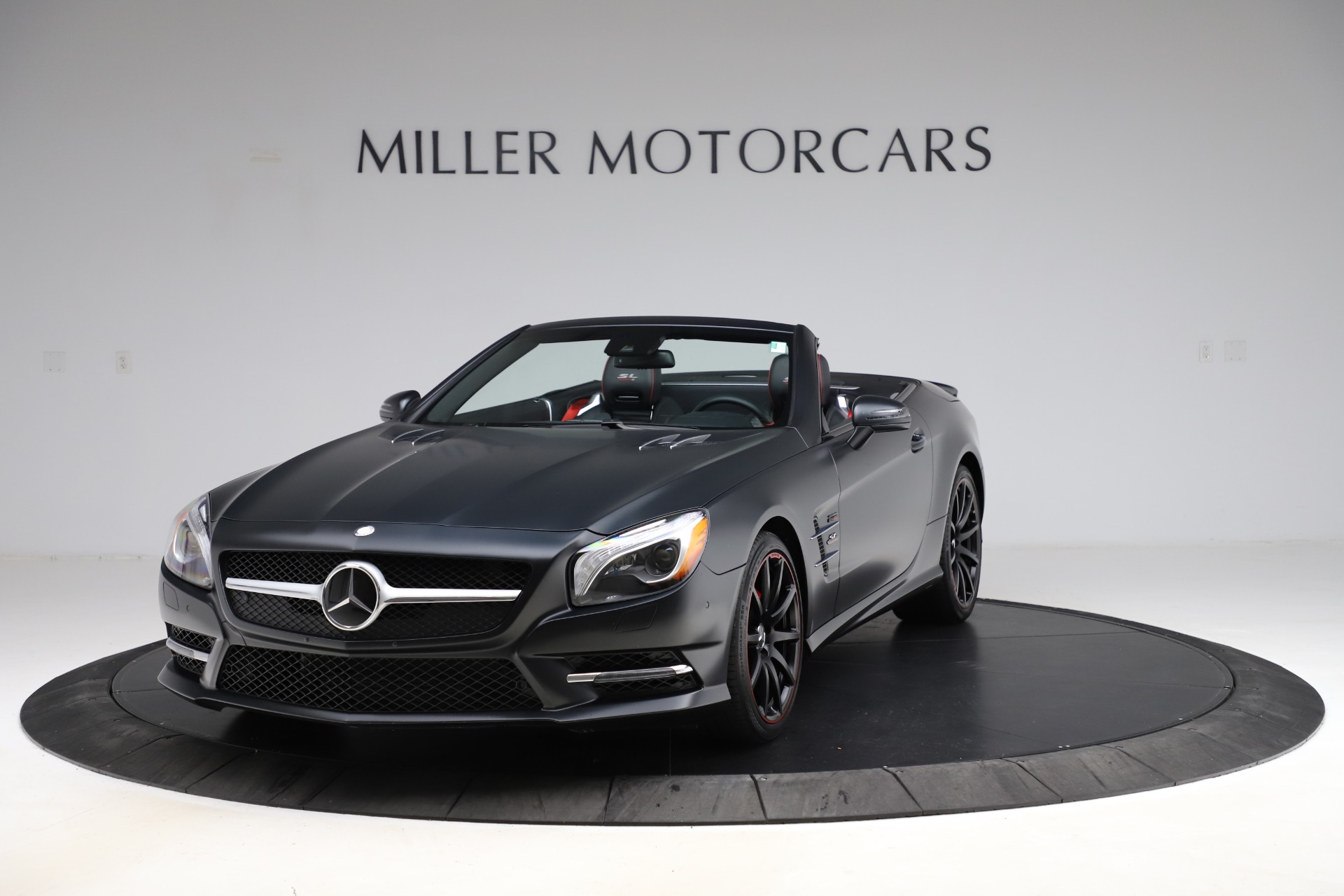 Used-2016-Mercedes-Benz-SL-Class-SL-550