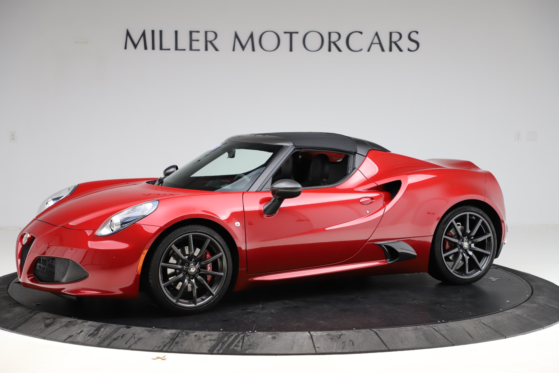 Used-2016-Alfa-Romeo-4C-Spider