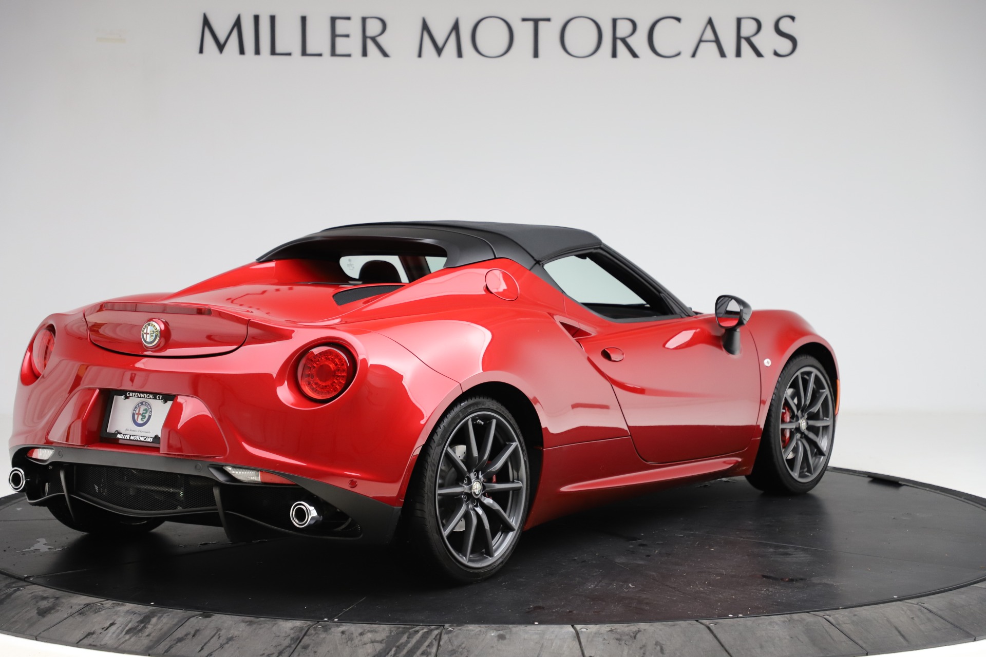 Used-2016-Alfa-Romeo-4C-Spider