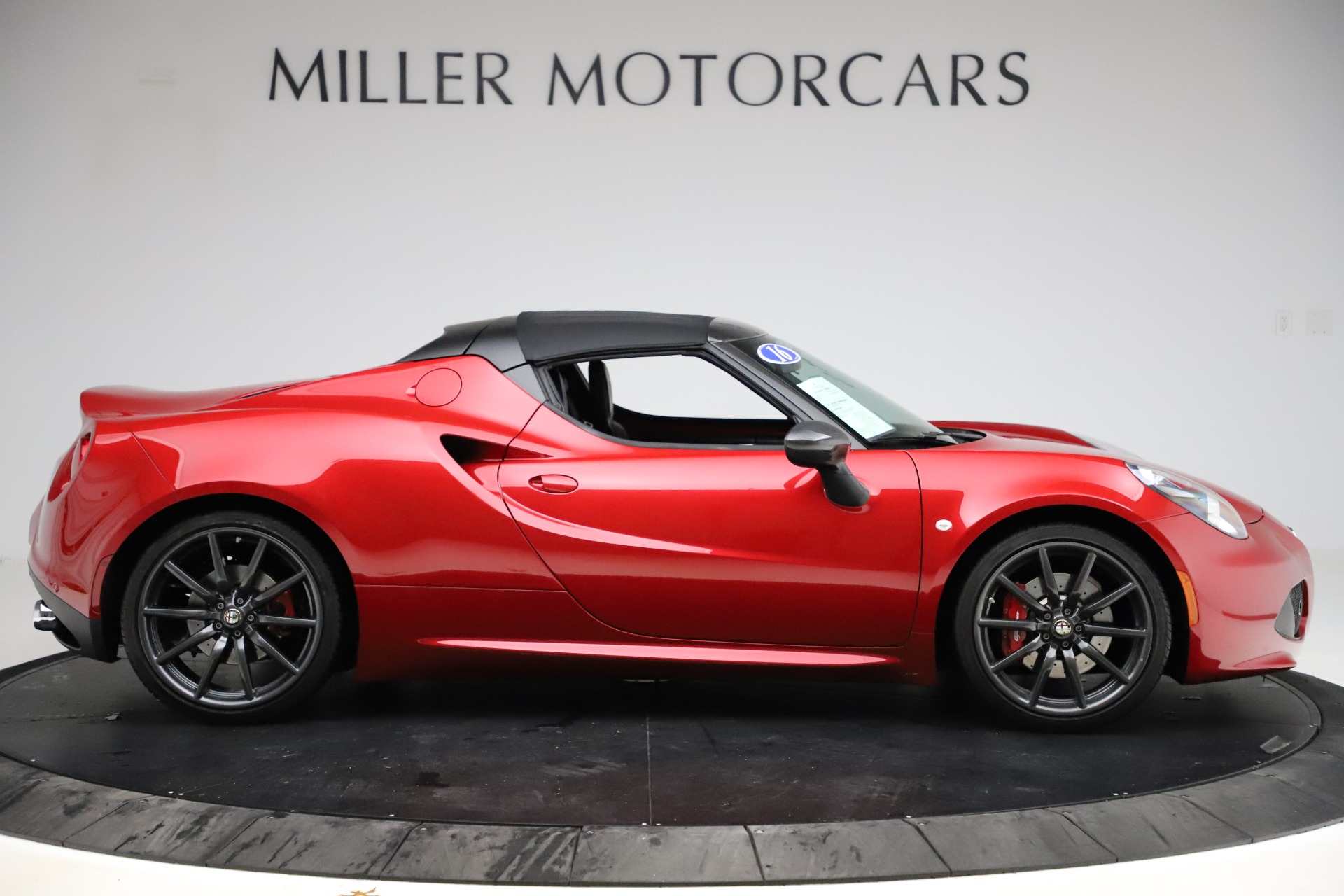Used-2016-Alfa-Romeo-4C-Spider