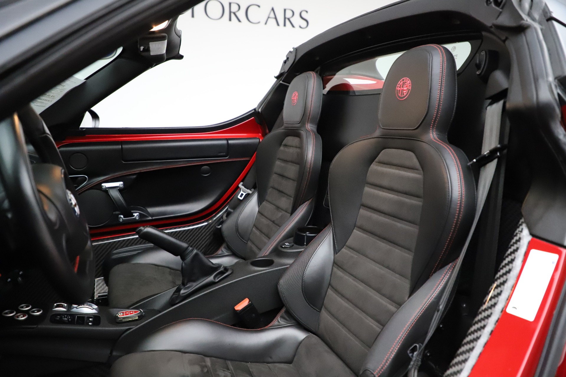 Used-2016-Alfa-Romeo-4C-Spider