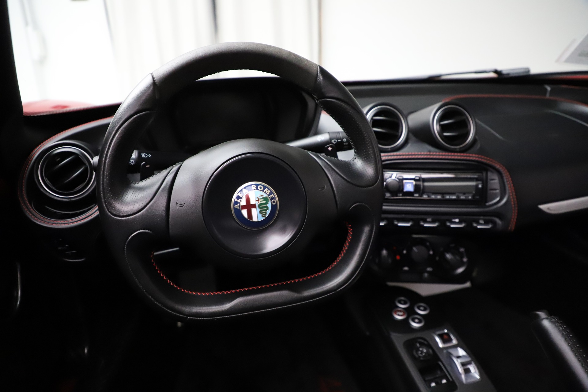 Used-2016-Alfa-Romeo-4C-Spider