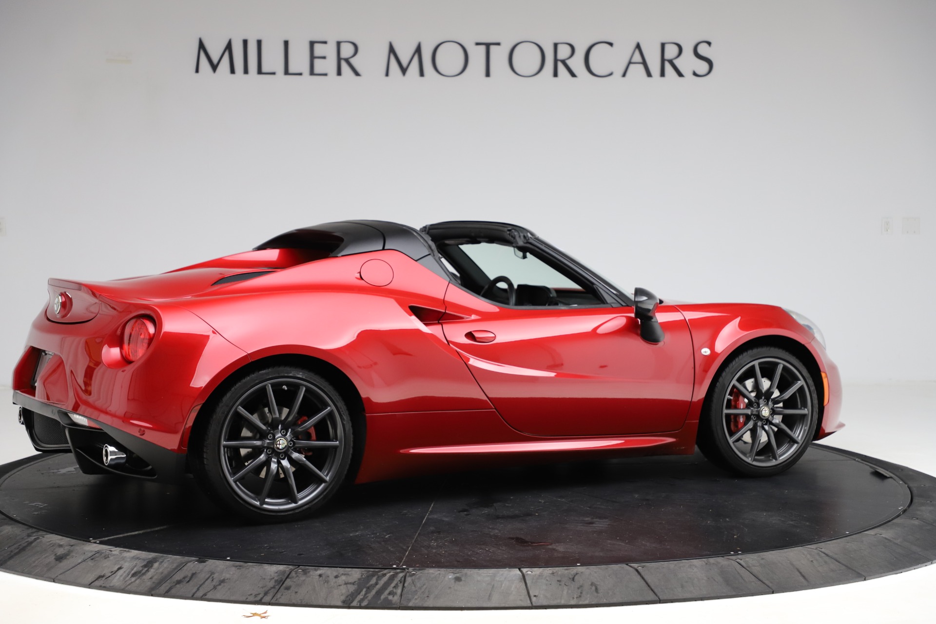 Used-2016-Alfa-Romeo-4C-Spider