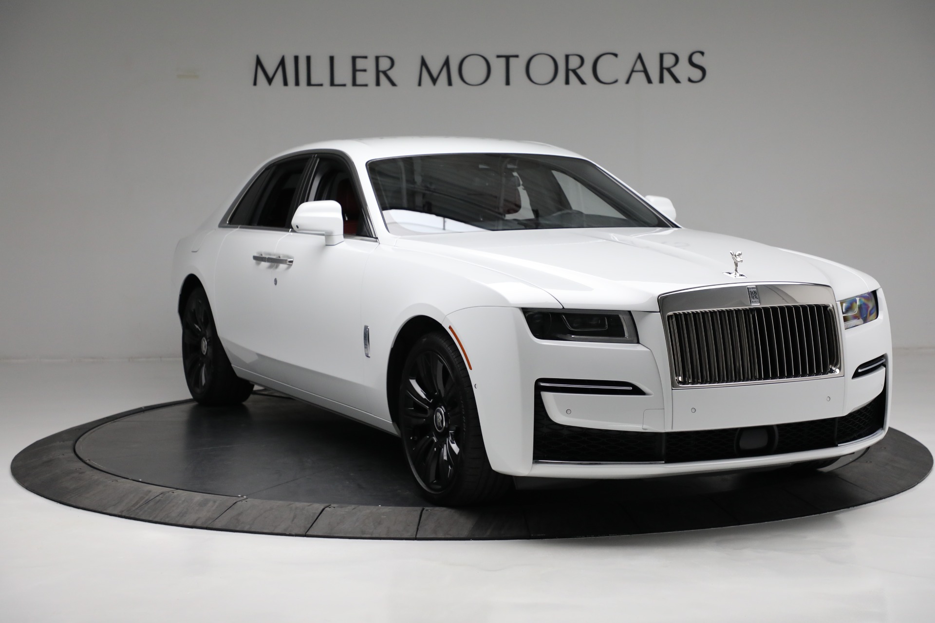 Used-2021-Rolls-Royce-Ghost