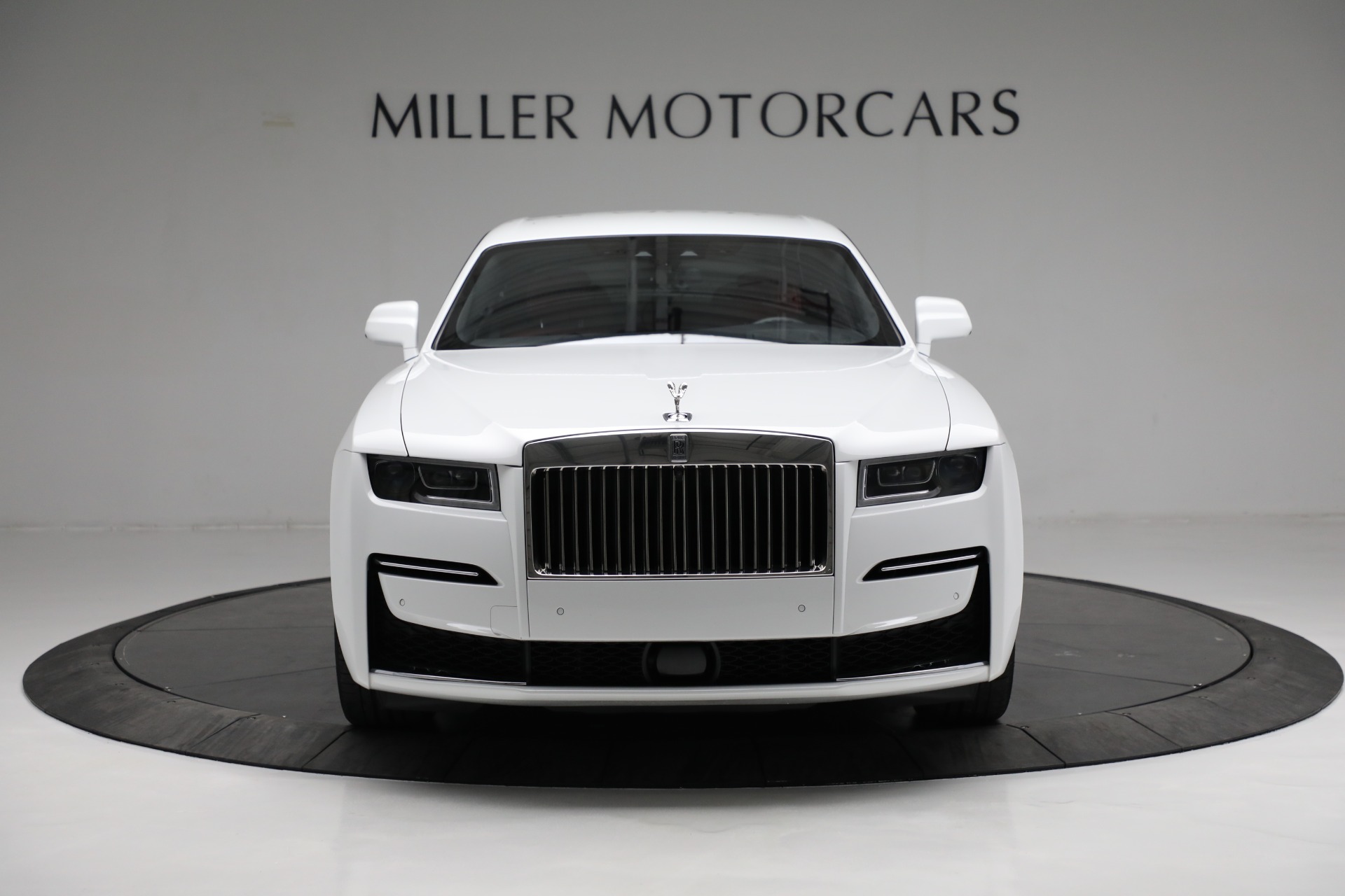 Used-2021-Rolls-Royce-Ghost