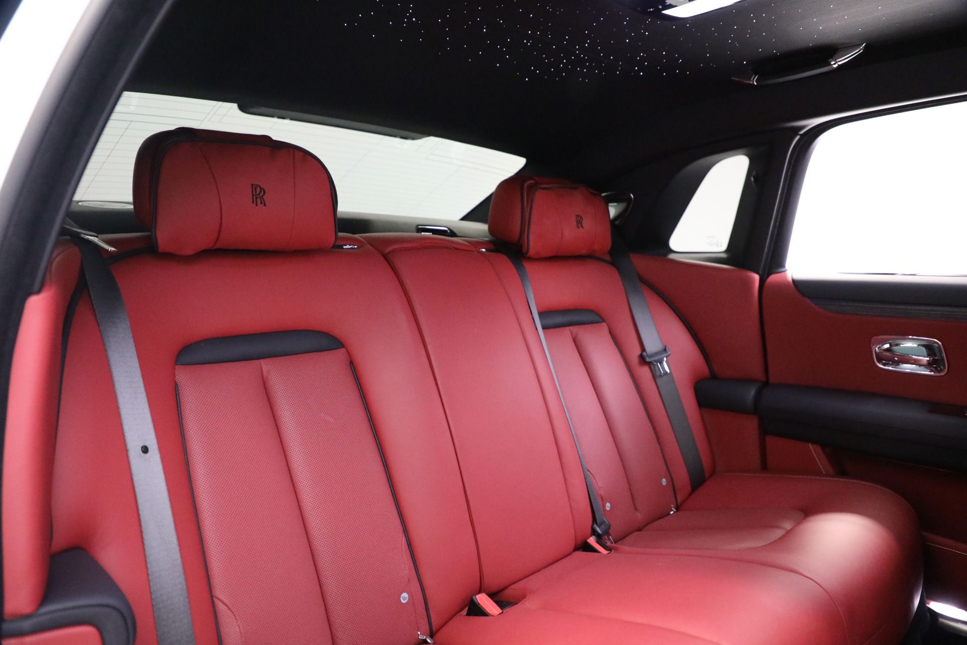 Used-2021-Rolls-Royce-Ghost