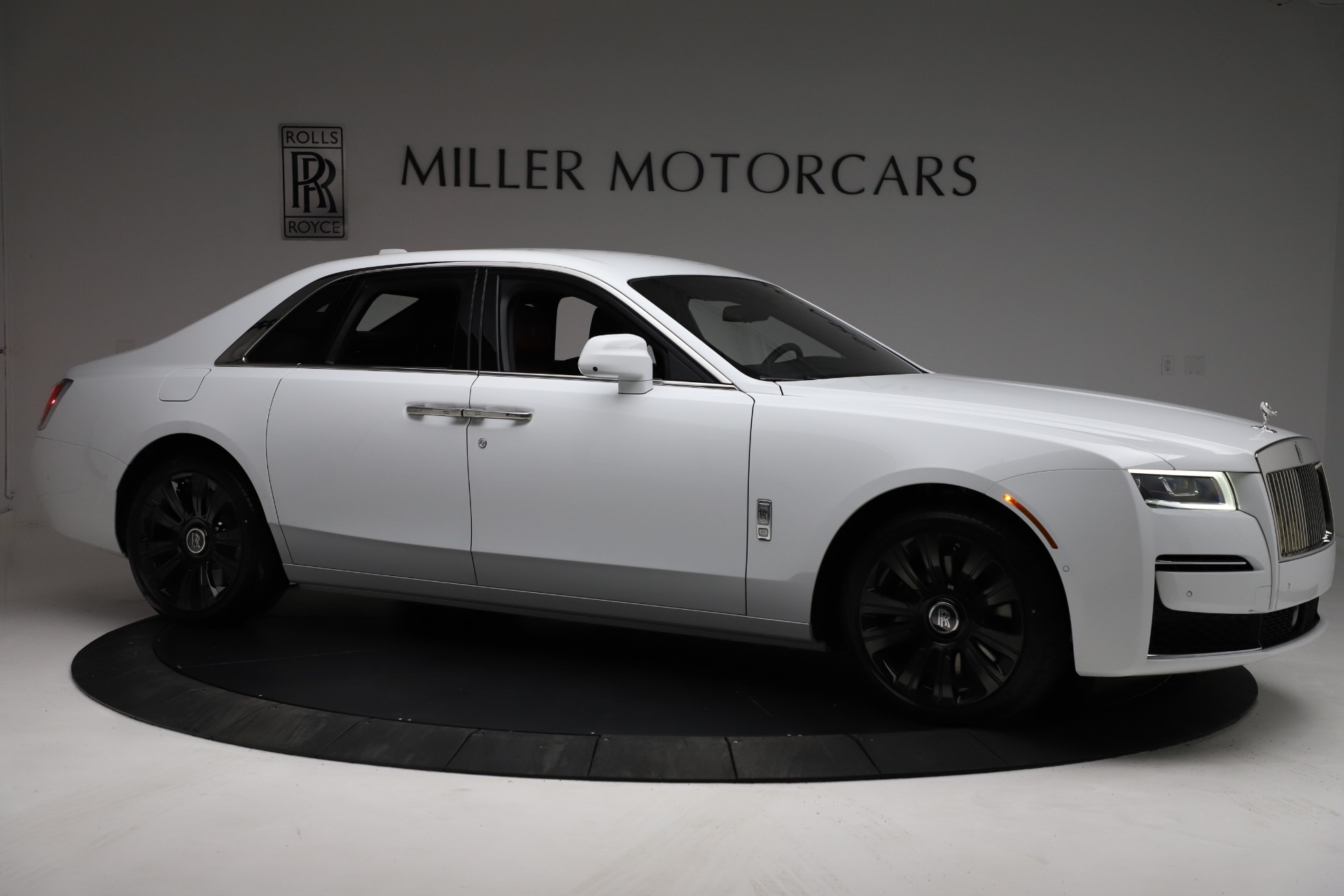 New-2021-Rolls-Royce-Ghost