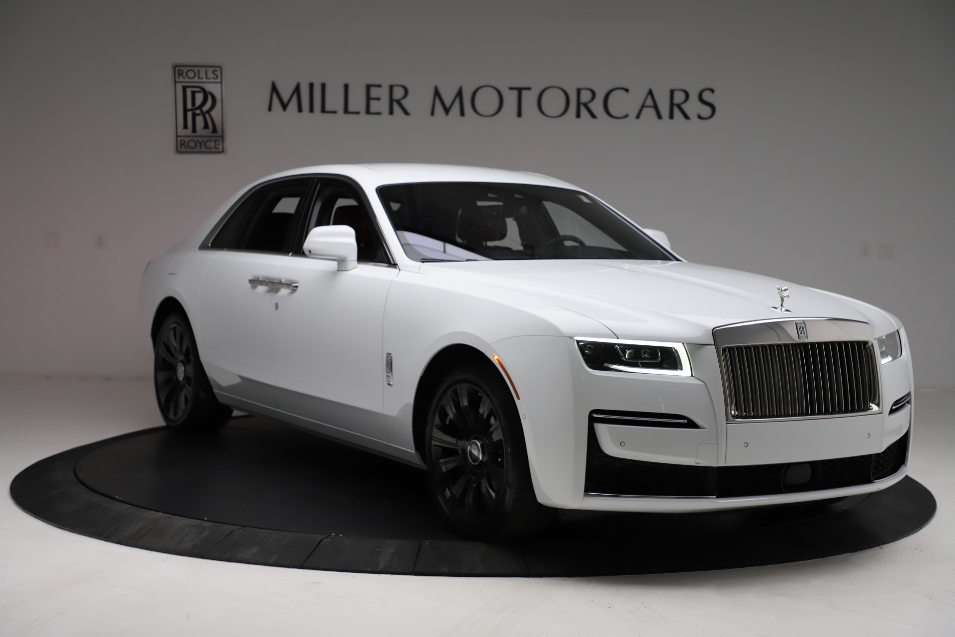 New-2021-Rolls-Royce-Ghost