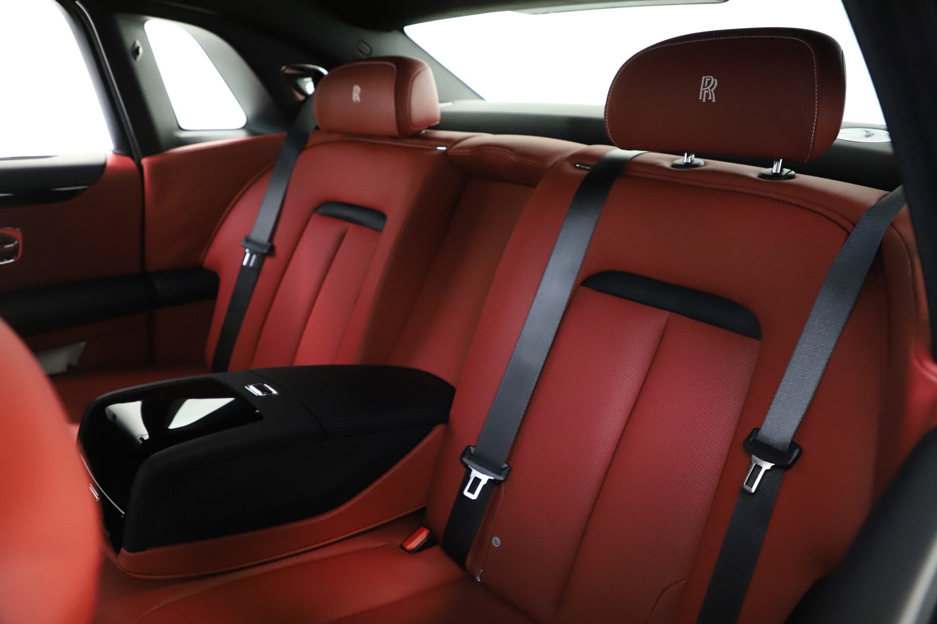 New-2021-Rolls-Royce-Ghost