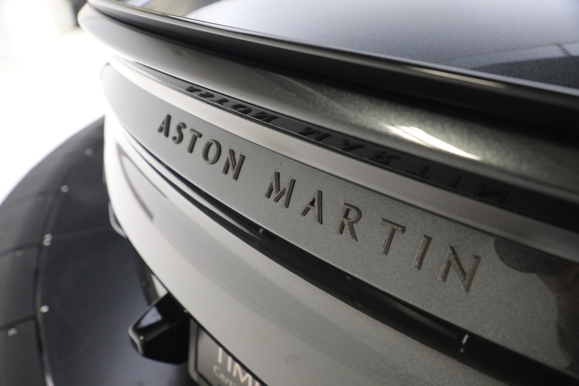 Used-2021-Aston-Martin-DBS-Superleggera-Volante