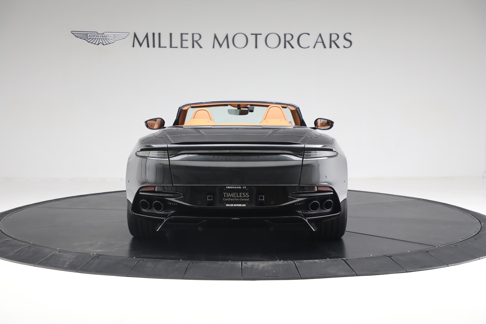 Used-2021-Aston-Martin-DBS-Superleggera-Volante