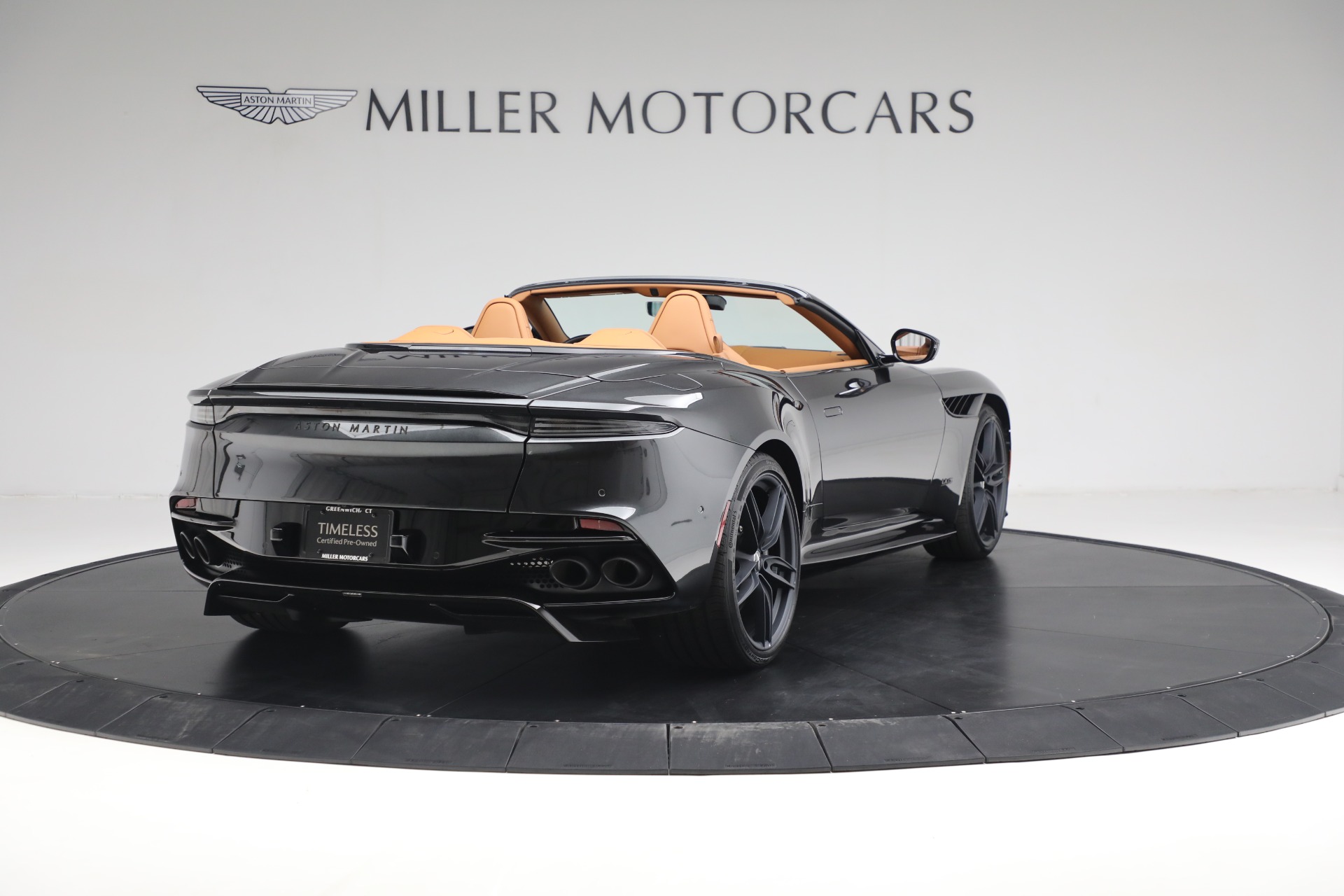 Used-2021-Aston-Martin-DBS-Superleggera-Volante